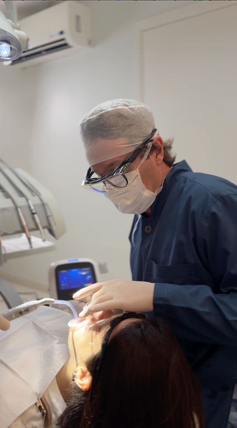 Implantes Dentários